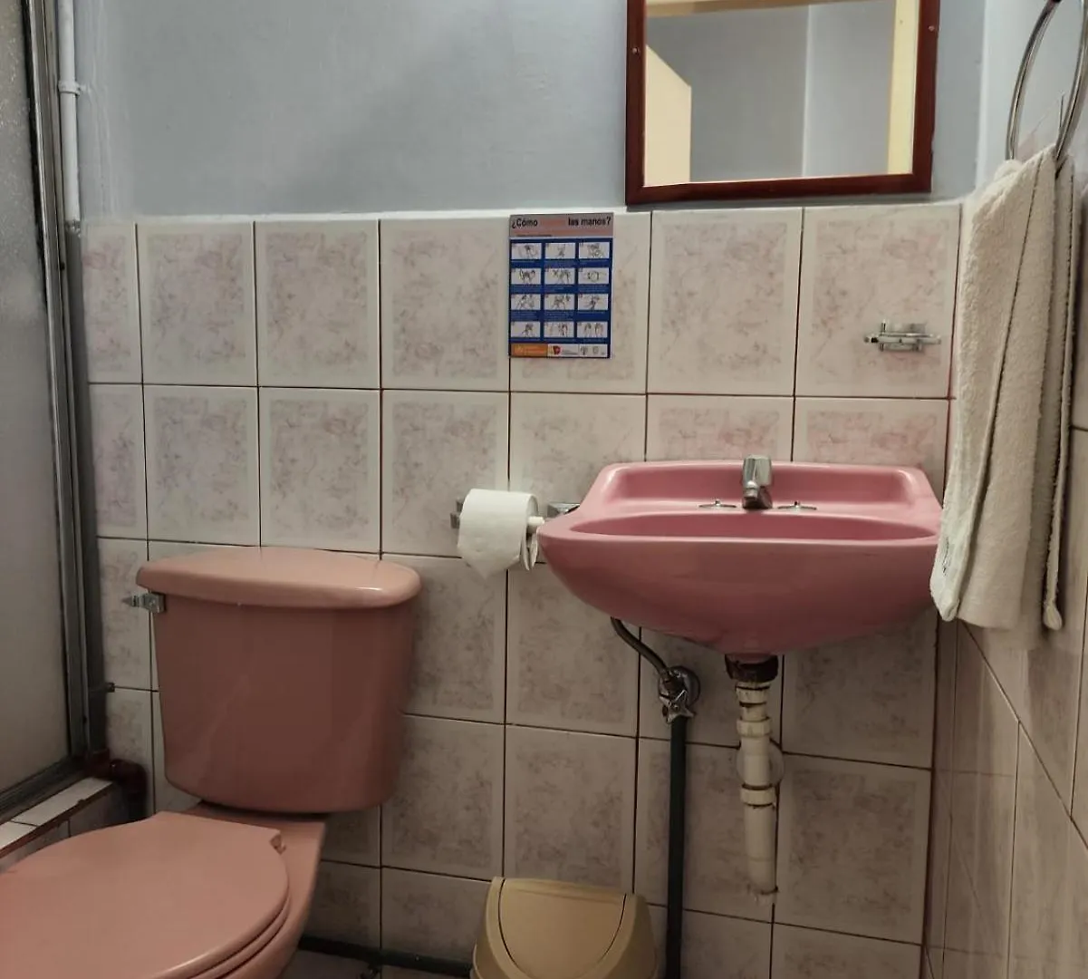Hostal Juana De Arco Quito Ecuador