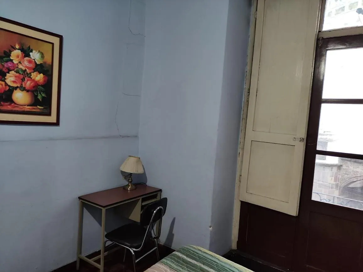 Hostal Juana De Arco Quito Guest house