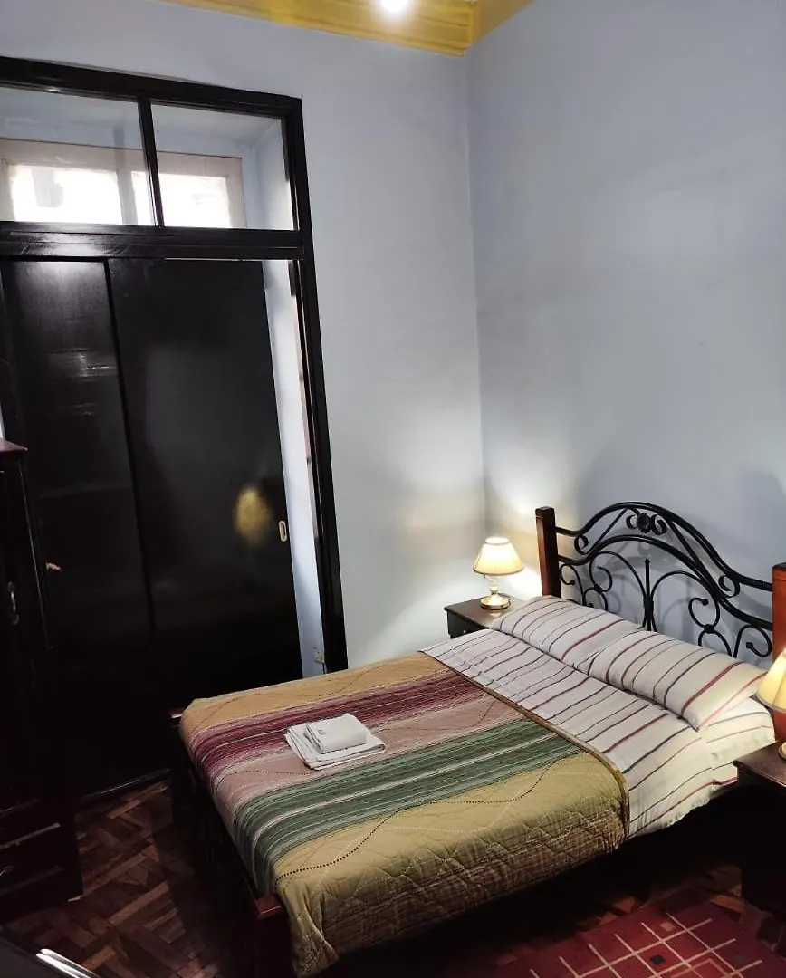 Hostal Juana De Arco Quito
